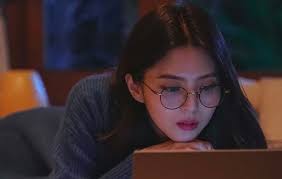 Han So-hee says 'Soundtrack #1' reminds her of "unrequited love" from her  youth