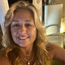 Jo Lacey's Instagram, Twitter & Facebook