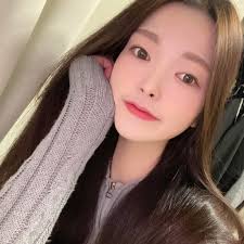 신세경 + 한소희 반반씩 섞어놓은것 같다는 신인 모델 차주영.jpg ?? : 어머 진짜 신세경이랑 한소희 반반이다 이왜진...  분위기존예...🤭✨ by 더쿠