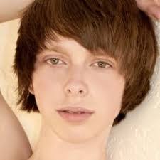 Jesse Starr's Instagram, Twitter & Facebook