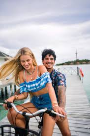 Yasmin brunet news, gossip, photos of yasmin brunet, biography, yasmin brunet boyfriend list yasmin brunet is a member of the following lists: Yasmin Brunet On Twitter