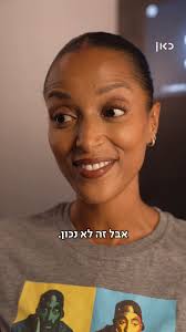 מדרכות סדוקות, פירות מרקיבים ומשיכת עטלפים 🦇 למה עצי הפיקוס הפכו לכזה כאב  ראש? #כאן_סקרנים פנו למומחים ורופאי עצים, וחזרו עם תשובה Alon Issashar  Daniela Regev