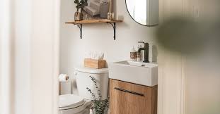 Et pour une salle de bain moderne, ne surchargez pas l'espace et l'agencement ! Rafraichir Une Petite Salle De Bain Rona