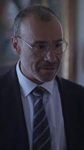 🎭 El destacado actor Alejandro Trejo es Luis Emilio Walker, un hombre de  negocios y oscuras intenciones. La presencia de Diana en su vida podría  ponerlo en jaque, si es que ella