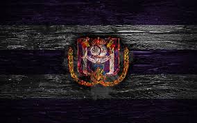 Se alt om kampen på bold.dk. Herunterladen Hintergrundbild Anderlecht Fc Feuer Logo Jupiler League Violetten Und Weissen Linien Belgien Fussball Club Grunge Rsc Anderlecht Fussball Anderlecht Logo Aus Holz Textur Belgien Fur Desktop Kostenlos Hintergrundbilder Fur Ihren