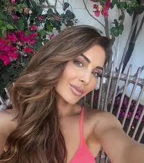 A little backstory “Enchanted Life” was one of the first songs I ever wrote  — co-written with my friend @vikterduplaix for my debut album Rise. I had  so much fun making that