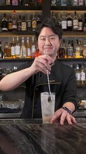 Time Out Hong Kong Bar Awards 2024「新星大賞」候選人 Billy Choi（Quinary  助理酒吧經理），將於5月21日頒獎禮當晚為大家炮製招牌 Bubble Bobble 雞尾酒，立即去 bit.ly/4bivzhb 購票啦。