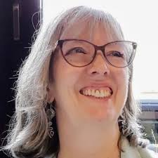 Adding something pretty to your feed today. And yes, this dreamy executive  flat is still available! What's your favourite feature? • Elegant and  unique architectural…