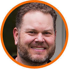 Seth Knox's Instagram, Twitter & Facebook