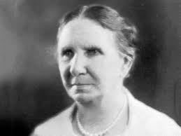 Lula Elizabeth Fox (1880-19??) was born in Long Island, Bahamas to Amos  WIlliam Fox and Nancy Ann Jane Cartwright. In 1908, she married Henry  Henderson Deal (1871-19??) son of Francis Alexander Deal
