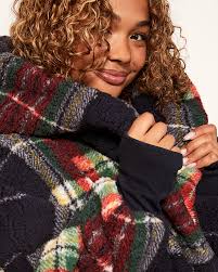 Classic Unisex Lounger in Vintage Navy Plaid