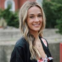 Jade Jacobs's Instagram, Twitter & Facebook