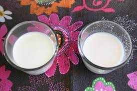 Stabilizers and emulsifiers will make shelf stable ones separate more. Store Bought Almond Milk Is Bad For You And The Environment Food Hacks Wonderhowto