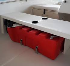 Our low permeation tanks reduce fuel evaporation and retain octane value for longer periods. 500 05050 19 Gal Fuel Tank Nauset Marine