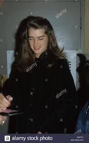 Brooke christa shields (born may 31, 1965) is an american actress and model. Download This Stock Image Brooke Shields C Ed Geller Globe Photos Zuma Wire Alamy Live News E9ktf5 F Brooke Shields Brooke Shields Young Female Role Models