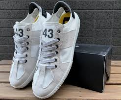 Diesel スニーカーメンズの値段と価格推移は 188件の売買情報を集計したdiesel スニーカーメンズの価格や価値の推移データを公開