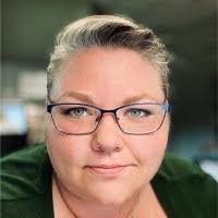 Samantha Wetzel's Instagram, Twitter & Facebook