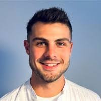 Daniel Schneck's Instagram, Twitter & Facebook