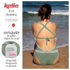 Infatti, la punta e il collo vengono utilizzati per intrecciare i punti e la loro larghezza viene definita in base all'asta. Bikini All Uncinetto Convertibile In Costume Da Bagno Modello Gratuito