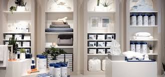 Find A Casper Store Near You Casper Mattress Shop Mattress Showroom Design