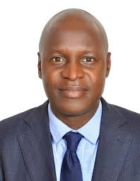 Celebrating a colleague's birthday in Chevron-Egtl worker's Movement