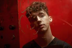 Troye Sivan S Wild Ride Rolling Stone Australia His father's name is shaun mellet (real estate agent) and mother's name is laurelle mellet (homemaker). troye sivan s wild ride rolling stone