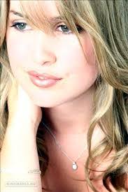 Jennifer Ashley's Instagram, Twitter & Facebook