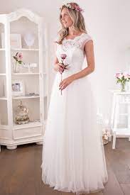 Sie werden in jedem einzelnen modell unsere freude und begeisterung für die brautmode entdecken. Standesamtkleider Brautmoden Sanna Lindstrom