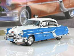 Pontiac Chieftain Cuban Police Car 1954 Year 1 43 Scale Rare Collectible Model Deagostini Pontiac Pontiac Chieftain Police Cars Pontiac