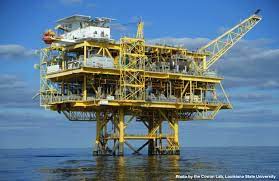 Oil Rigs Critical Fish Habitat Or Environmental Liability Oil Rig Oil Platform Rigs