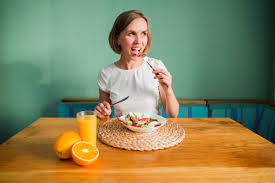 A dining room is a room for consuming food. 5 Tips On How To Organize The Dining Room And Keep It Well Maintained Spicandspan De