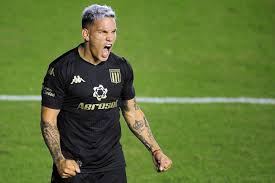 Gimnasia lp vs dock sud. A L5fh4ixenrpm