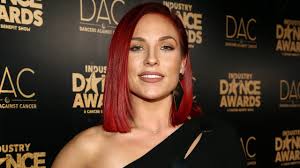 Последние твиты от sharna burgess (@sharnaburgess). Dwts Sharna Burgess Reveals She S Powering Through A Severe Ankle Sprain Exclusive Entertainment Tonight