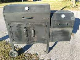 This cover is weather resistant with a bottom draw string that secures the cover to grill, and prevents wind from lifting cover off. Landmann Black Dog 42xt Charcoal Grill And Smoker For Sale In Hudson Fl Offerup