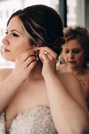 Tasteful Wedding Photography at Elora Mill in Elora, Ontario