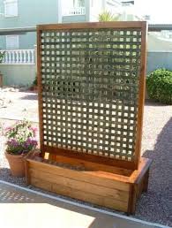 Pin By Bailey Wynn On Patio Outdoor Livin Planter Trellis Privacy Planter Backyard Privacy