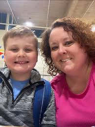 Kentucky mom Holly LaFavers said she found 22 cases of Dum-Dum suckers