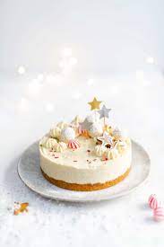 This Christmas Cheesecake Is The Perfect Last Minute Festive Dessert An Easy Baked White Chocolate Cheesecake White Chocolate Cheesecake Christmas Cheesecake