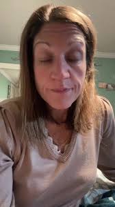 Hockey Mom Giving Kids Middle Finger