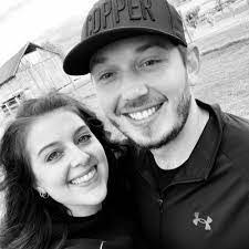 Alyssa Nihiser's Instagram, Twitter & Facebook