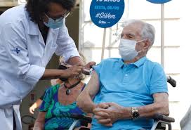 O mestre orlando drummond completa hoje 101 anos de vida! Aos 101 Anos Ator Orlando Drummond E Vacinado Contra A Covid 19 Sou Um Abencoado Verso Diario Do Nordeste