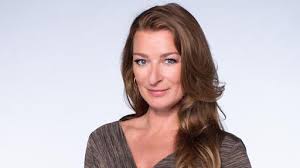 Lena grabowski was born on 10 september, 2002 in austrian, is an austrian swimmer. Carla Saravakos Rote Rosen Wiki Fandom