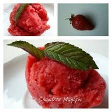 Le Chaudron Magique Monsieur Cuisine Les Glaces Au Yaourt Et Aux Fr Recettes De Cuisine Cuisine Monsieur Cuisine Recette