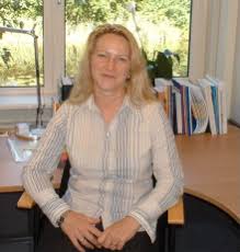 Beata Marton (promotion date: 13 October 2004)
