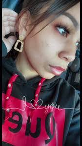 Hillary Simmons's Instagram, Twitter & Facebook