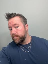 Zachary Pickrell's Instagram, Twitter & Facebook