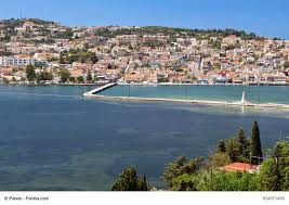 Makris gialos is a very beautiful and popular beach in close distance to argostoli, the capital of kefalonia, and the busy tourist resort of lassi. Argostoli Kefalonia The Ancient Myths And Miracles Dream Vacation Greece Kefalonia Argostoli
