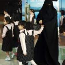 تثبيت الحكم بإعدام مدرس سعودي اغتصب عددا من الفتيات الصغيرات