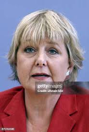 291 Marianne Reiner Stock Photos, High-Res Pictures, and Images