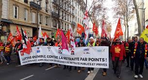 A caen et dans l'agglo, ce jeudi 5 décembre 2019, à l'appel de plusieurs syndicats et de collectifs, des routiers, postiers, personnels de santé, pompiers, enseignants, avocats, étudiants. Lyon Quelle Journee Massive De Greve Et De Manifestation Vendredi